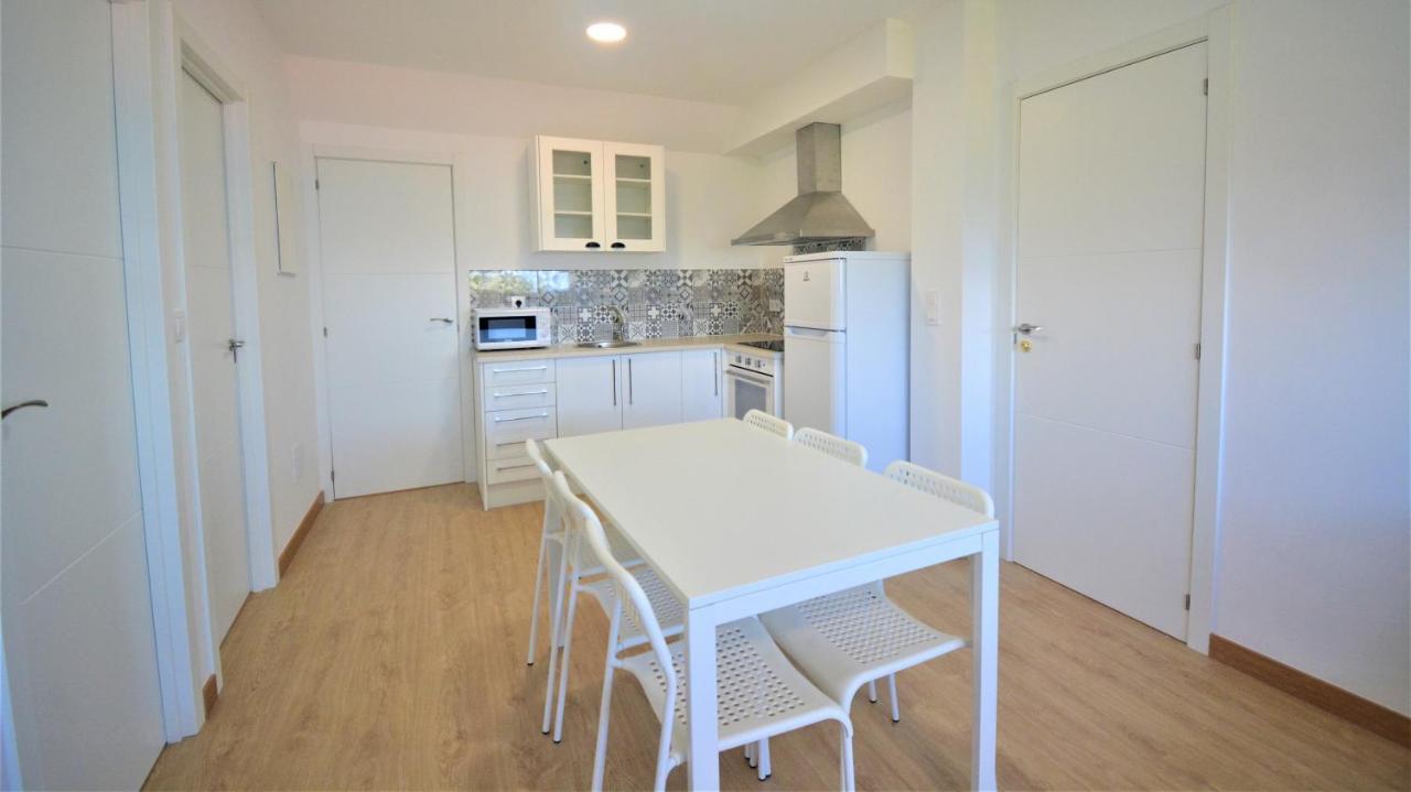 Apartamentos Playa Area Grande 산 비센테 데 오 그로베 외부 사진