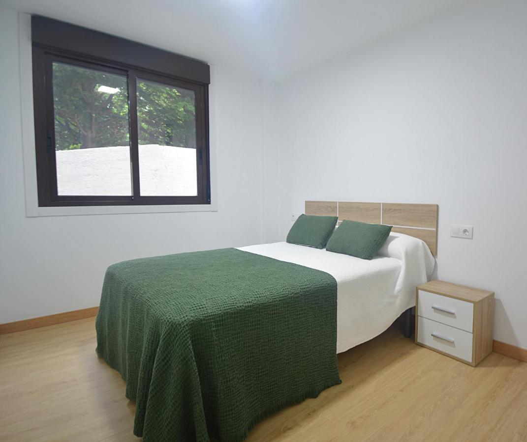 Apartamentos Playa Area Grande 산 비센테 데 오 그로베 외부 사진